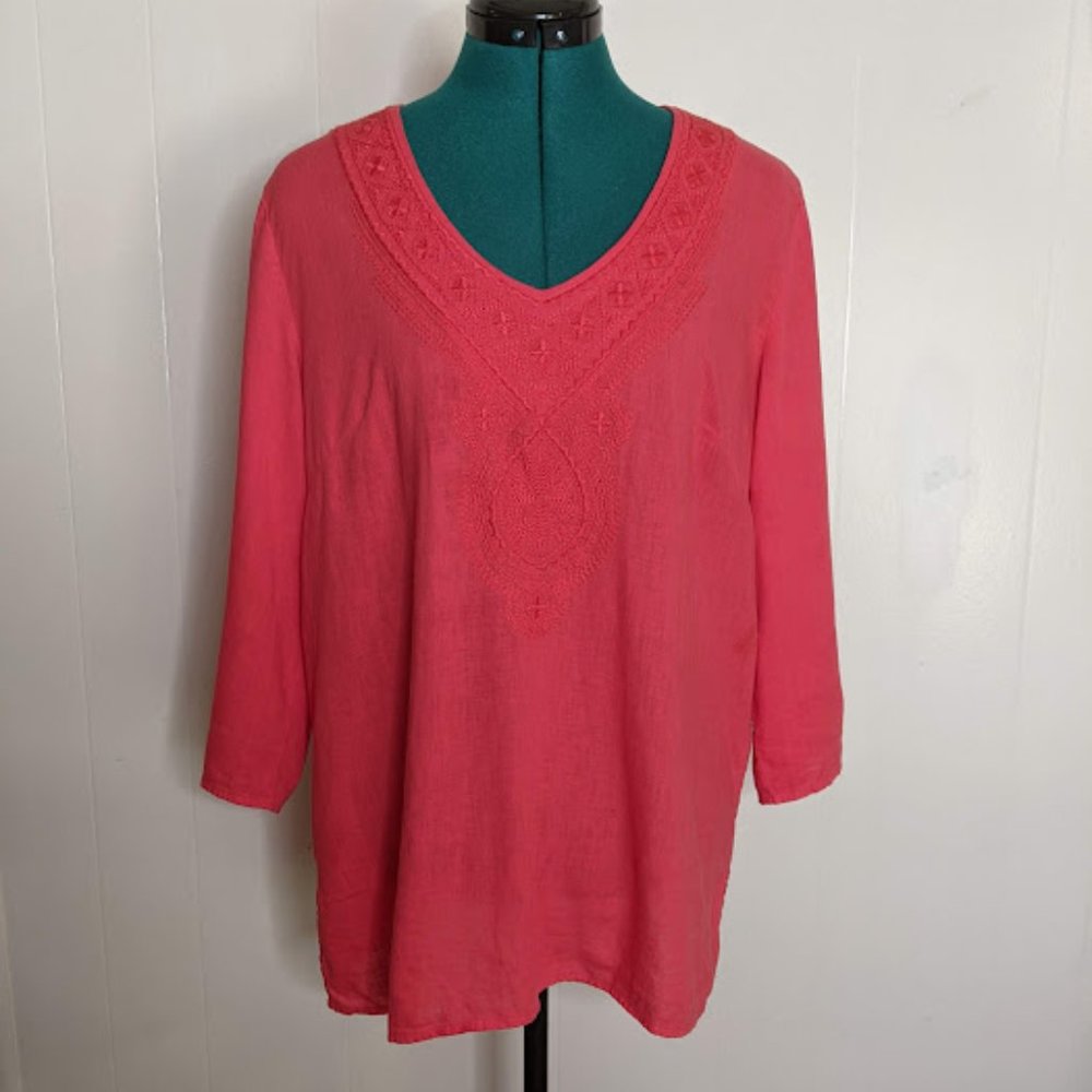 Saint Tropez West Embroidered Linen Blend Blouse. Size M.